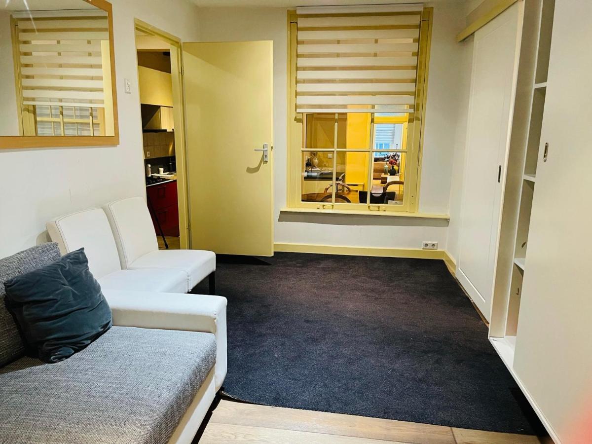 Red Light District B & B Canal View Amsterdam Exteriör bild
