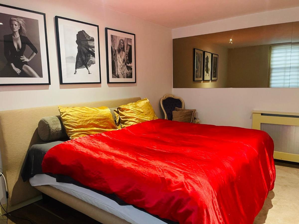 Red Light District B & B Canal View Amsterdam Exteriör bild